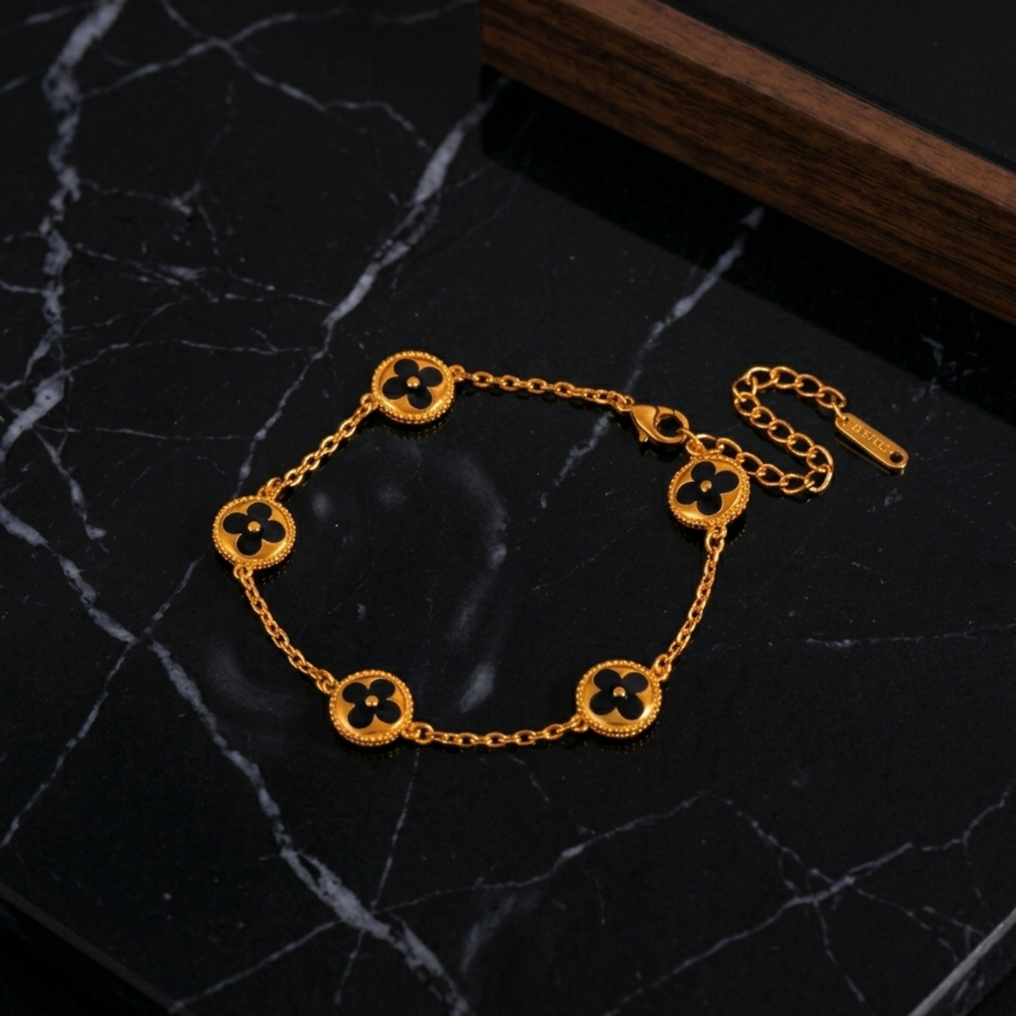 Alabaster Bloom Bracelet
