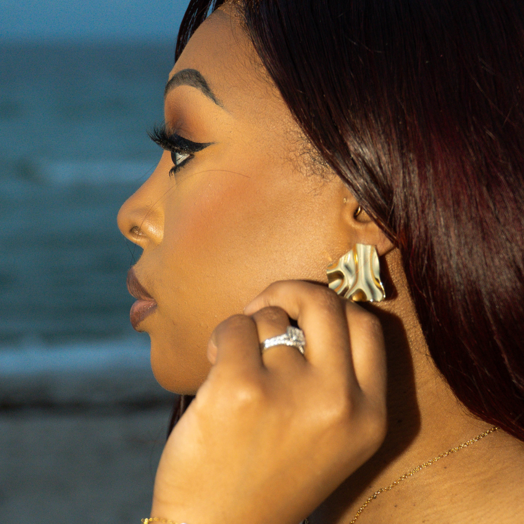 Ripple Stud Earring