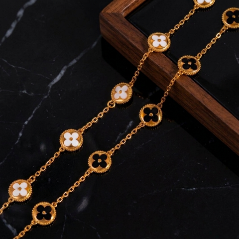 Alabaster Bloom Bracelet
